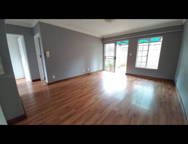 2 BEDROOM TOWNHOUSE FOR SALE IN MORELETAPARK